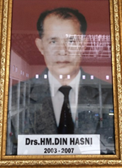 Drs. HM. DIN HASNI