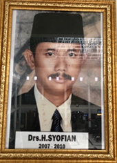 Drs. H. SYOFIAN